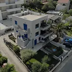 La Bomboniera