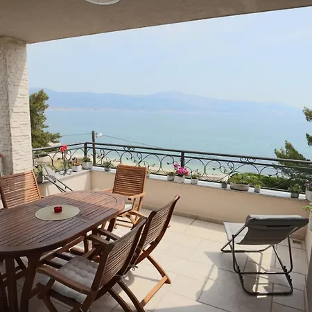 Apartment La Bomboniera