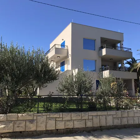 La Bomboniera